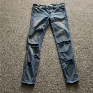 Abercrombie & Fitch Ripped Jeans Sz 4R W27 L29